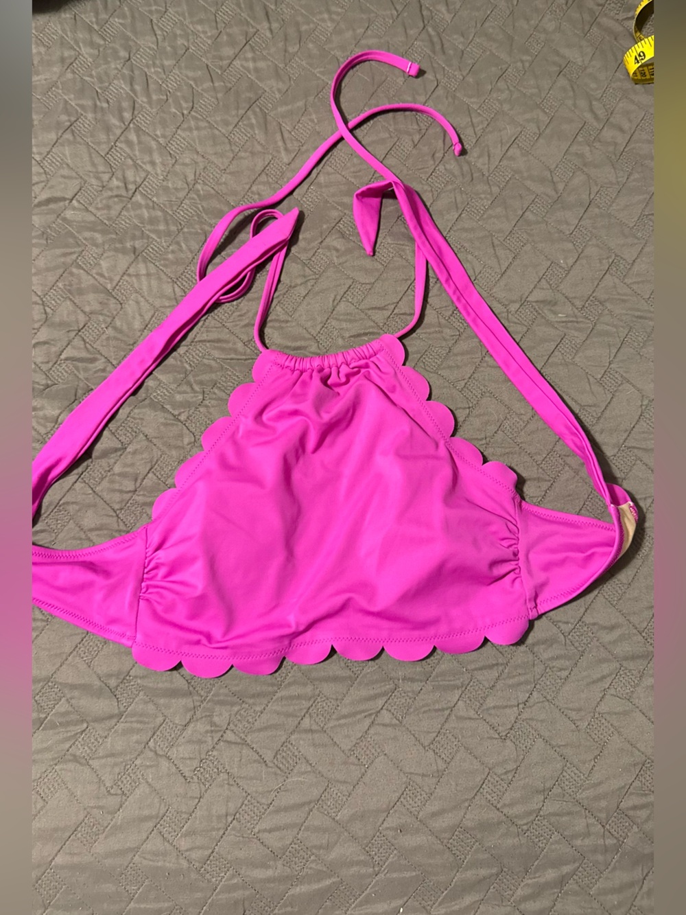 Vanilla/Beach Pink and Nude Scallop Bikini Top